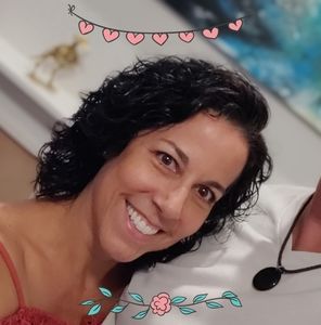 Meet your Posher, Deborah